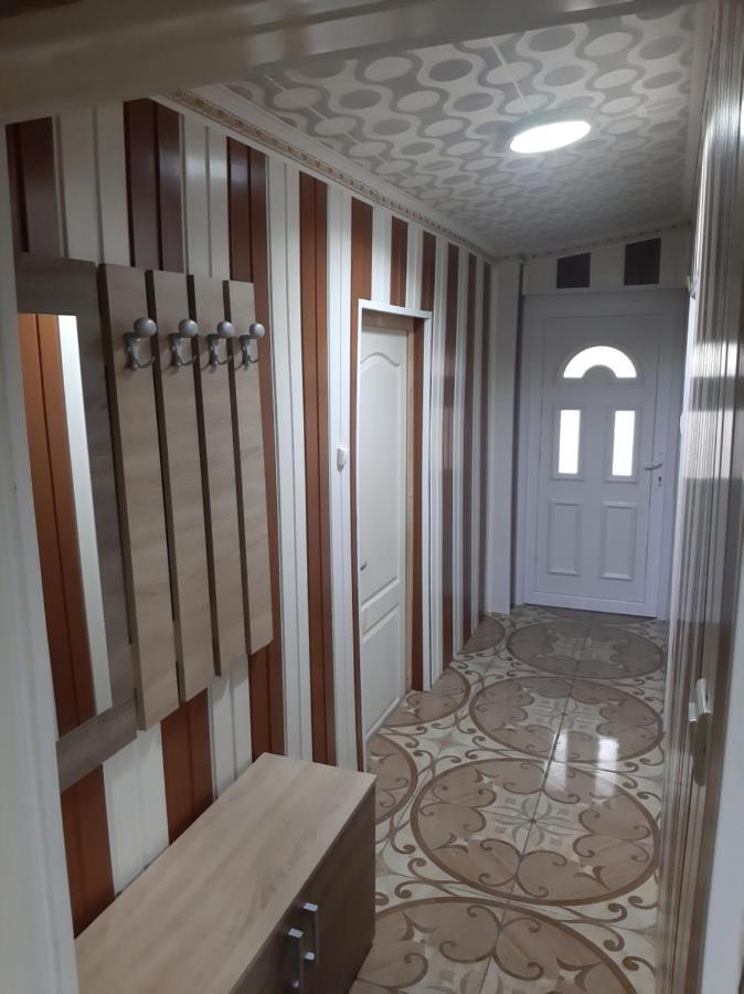Viktoria Vendeghaz Apartment มิชโคลซ์ ภายนอก รูปภาพ