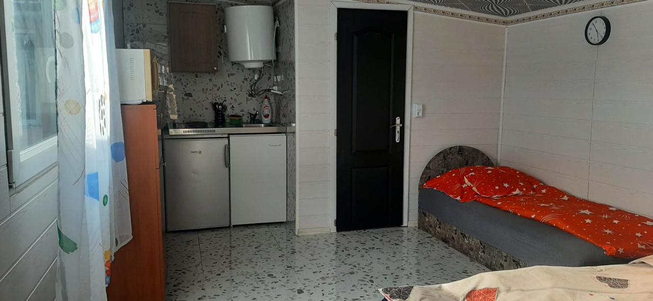 Viktoria Vendeghaz Apartment มิชโคลซ์ ภายนอก รูปภาพ